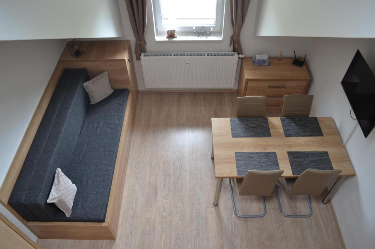 Apartma Fara Loučná nad Desnou Exterior foto